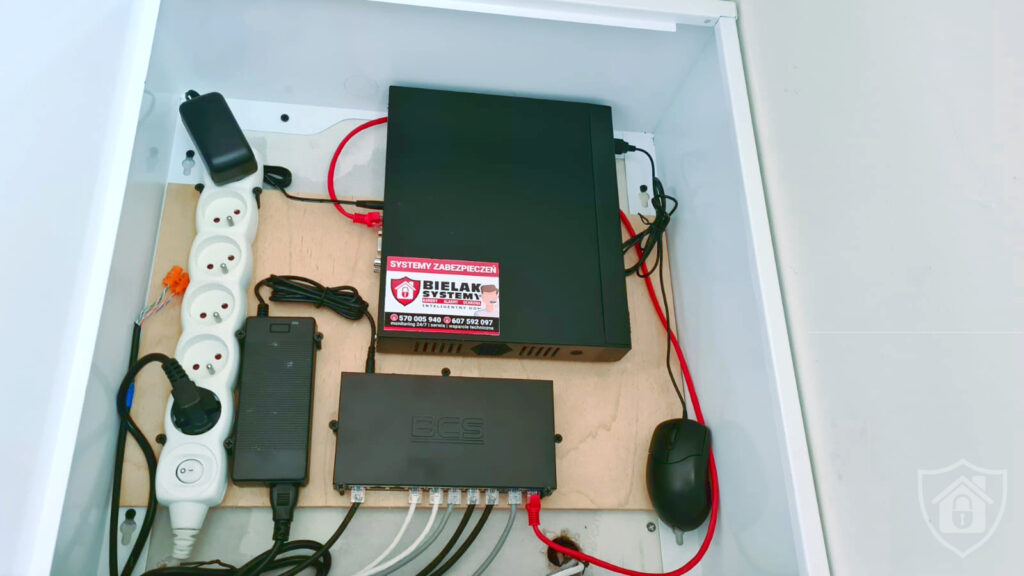 Instalacja monitoring IP z kamerą obrotową PTZ w Karpnikach