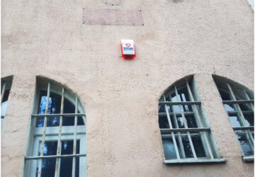 Instalacja alarmu zabytkowy budynek starej policji we Lwówku Śląskim