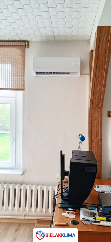 Instalacja klimatyzacji z funkcją grzania, chłodzenia Rotenso Roni w Gryfowie Śląskim Bielak-Klima
